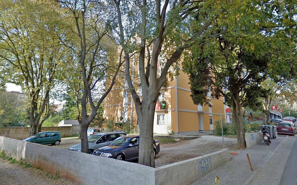 Katica 1591 Pula